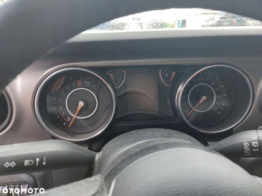 Jeep Wrangler JL 2018 3.6 V6 licznik zegary - 1