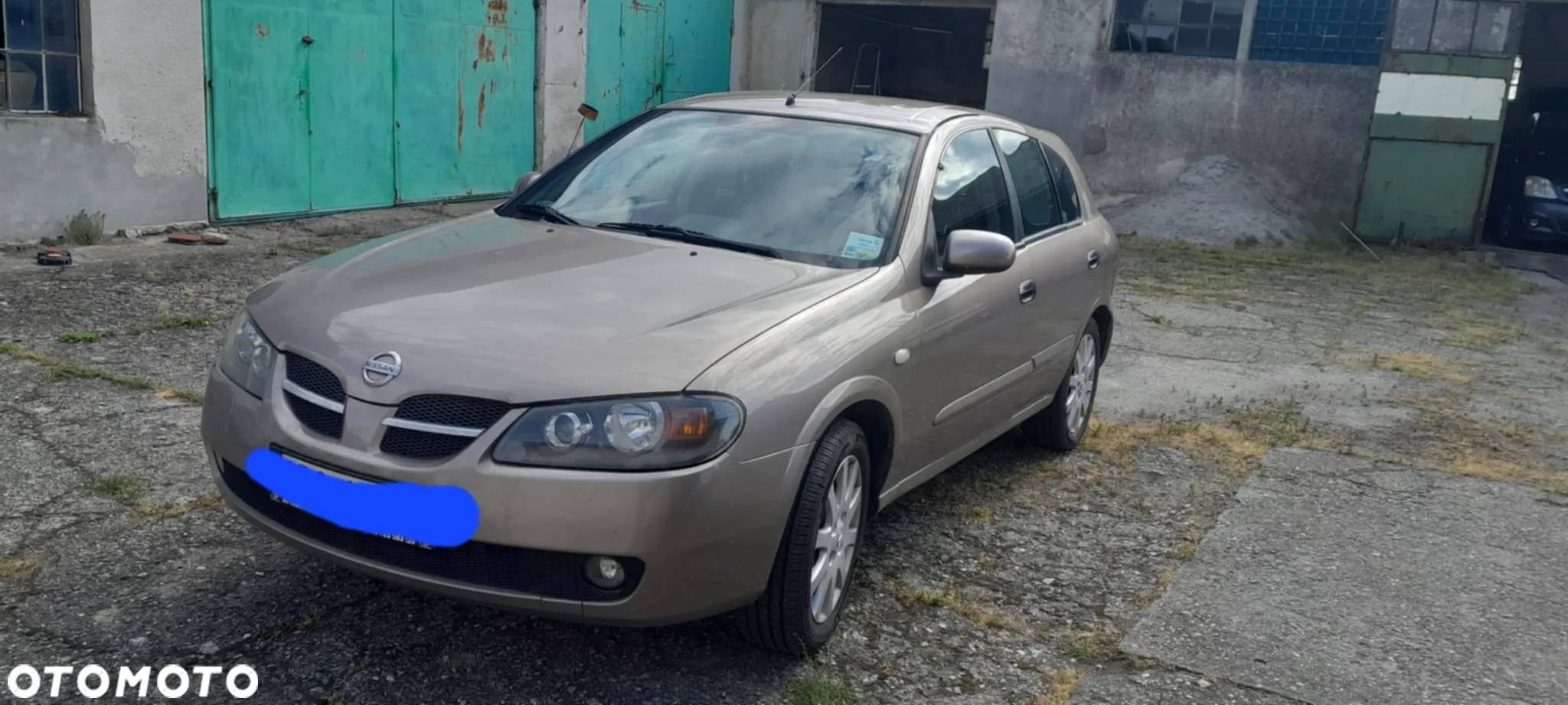 Nissan Almera - 4