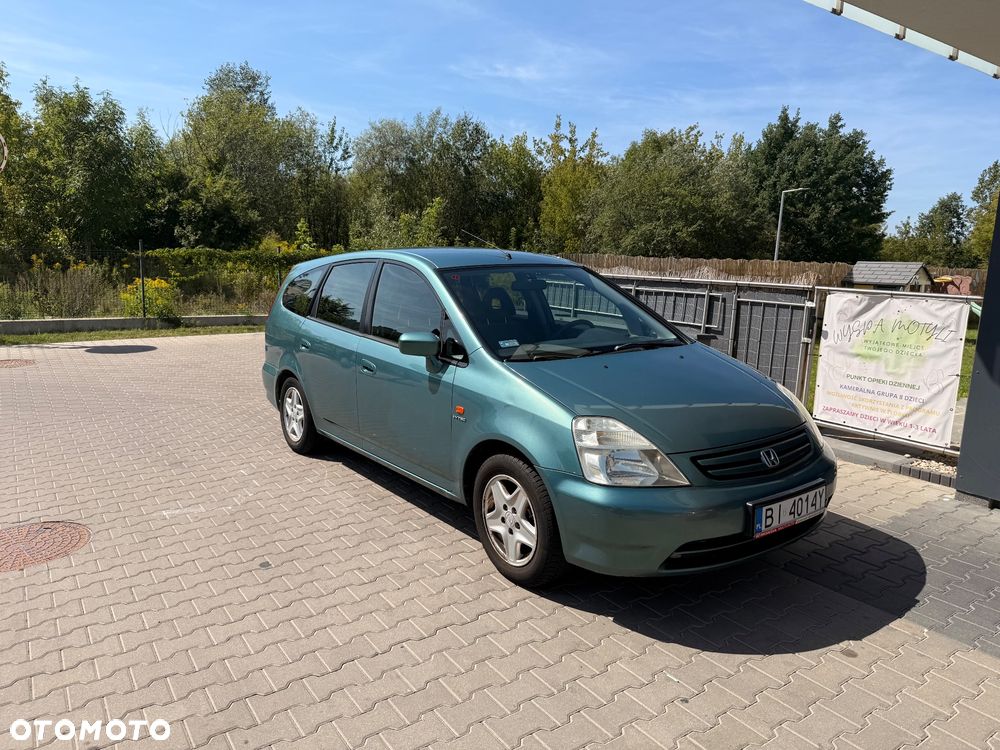 Honda Stream - 1