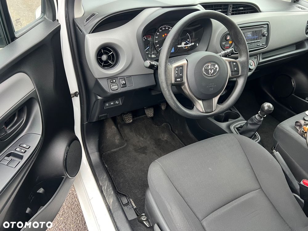 Toyota Yaris 1.5 Active - 6