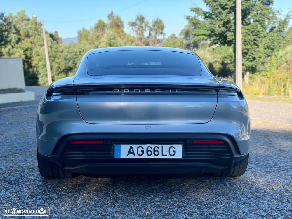 Porsche Taycan Standard - 3