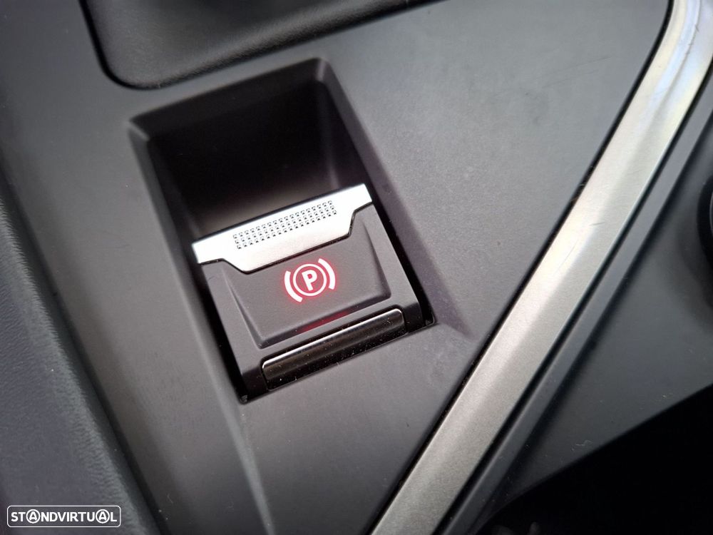 Peugeot 308 1.2 PureTech Allure - 22