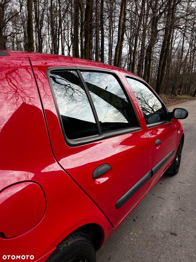 Renault Clio 1.2 16V Wind - 20