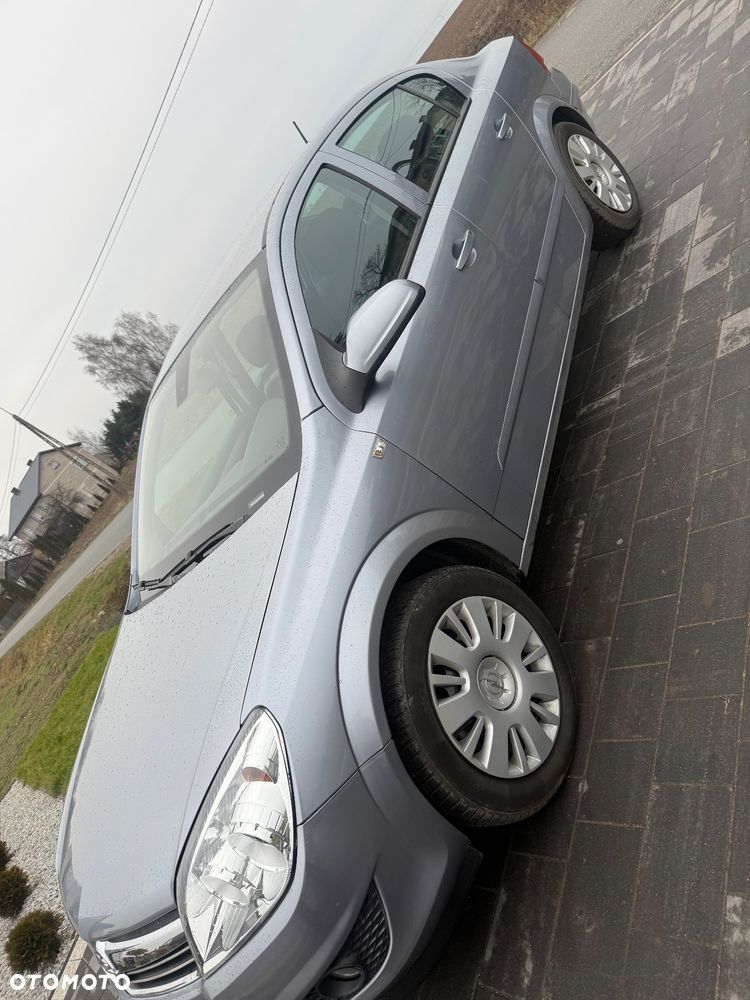 Opel Astra 1.6 - 5