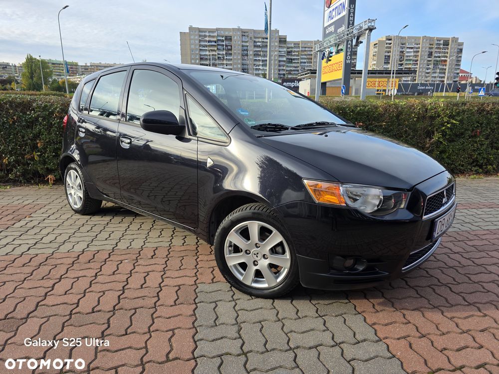 Mitsubishi Colt 2011 photo 3