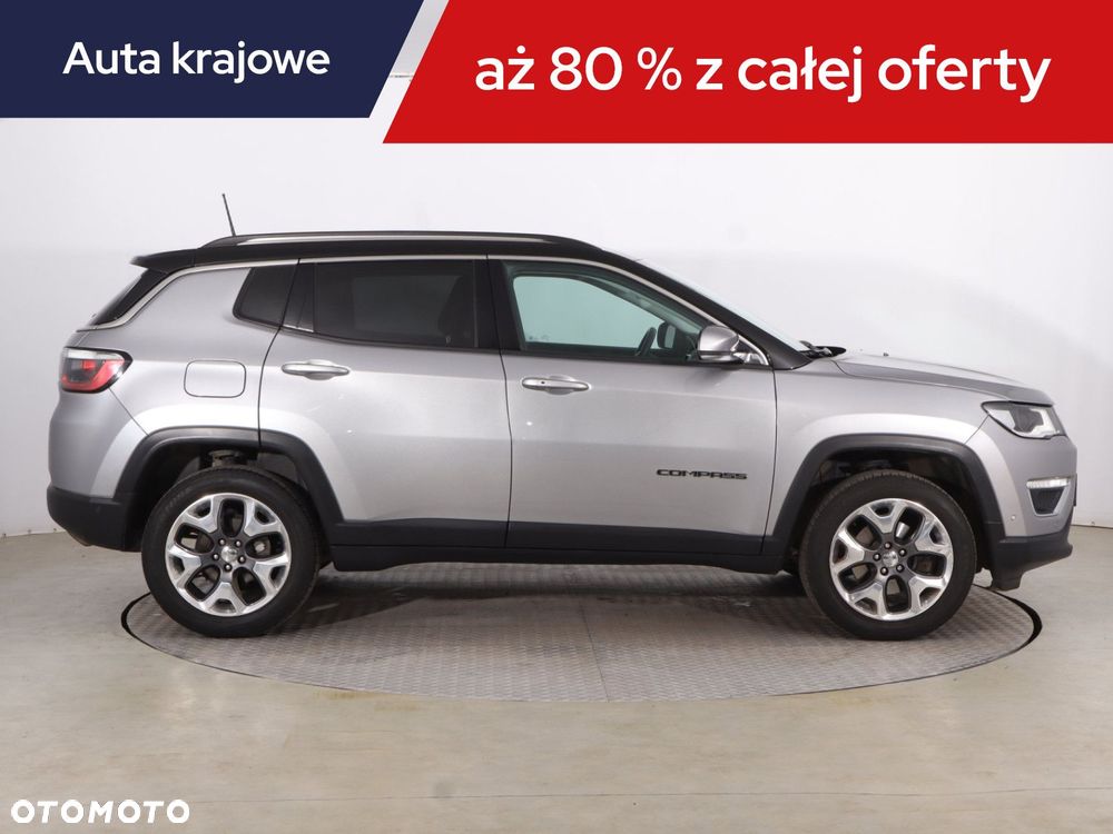 Jeep Compass - 8