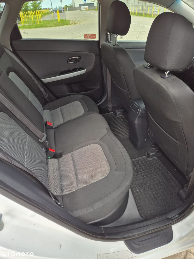 Kia Ceed 1.6 CRDi L Business Line - 7