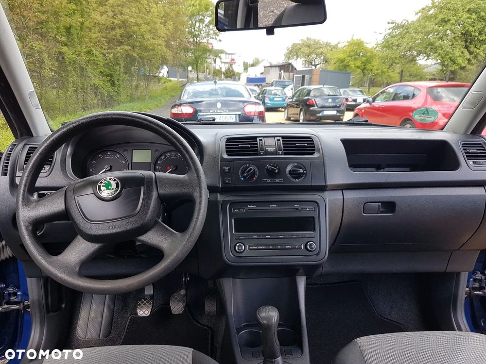 Skoda Fabia 1.2 HTP SPECIAL - 16