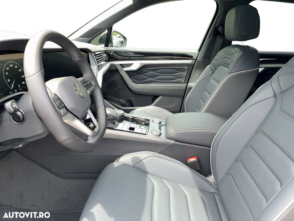 Volkswagen Touareg V6 TDI 4MOTION R-Line - 9