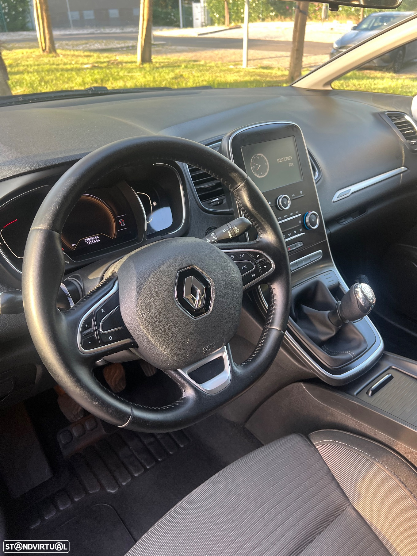 Renault Grand Scénic 1.5 dCi Expression SS - 11
