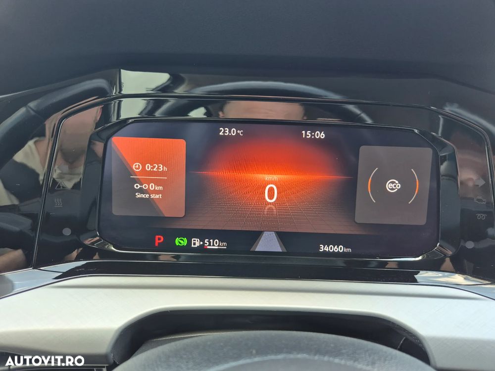 Volkswagen Golf 1.0 eTSI DSG MHEV Life - 18