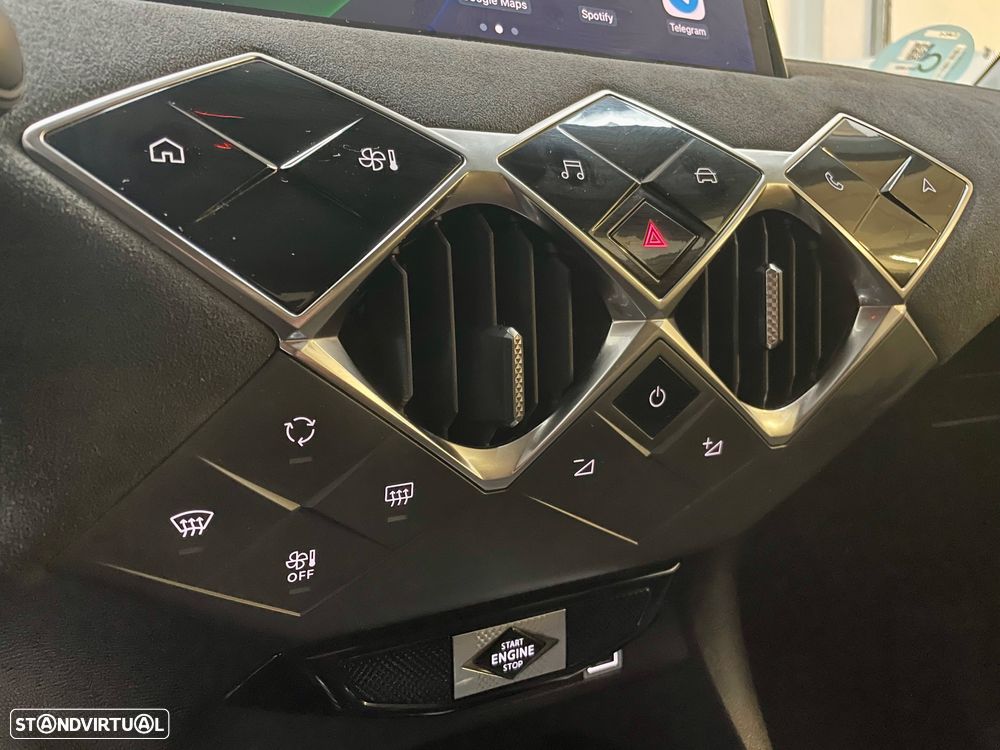 DS DS3 1.2 PureTech Performance Line + EAT8 - 24