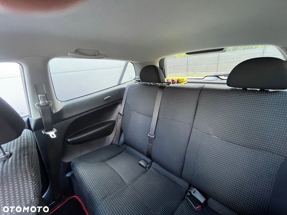 Honda Civic 1.6i ES - 24