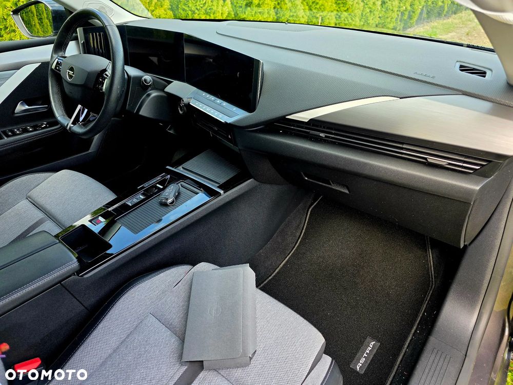 Opel Astra 1.5 D Automatik Elegance - 10