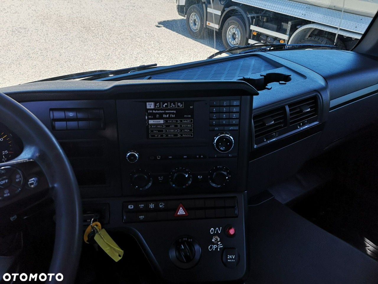 Mercedes-Benz Arocs 3251 Hakowiec 8x4 Palfinger Manual Euro 6 Niski Przebieg! - 36