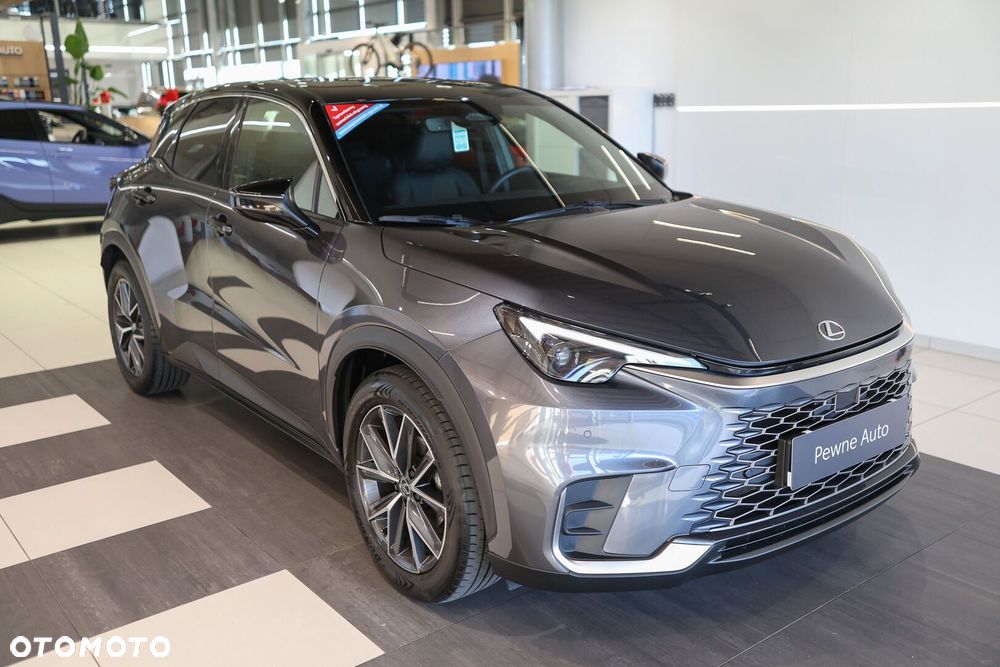 Lexus LBX 1.5 Hybrid Emotion - 3