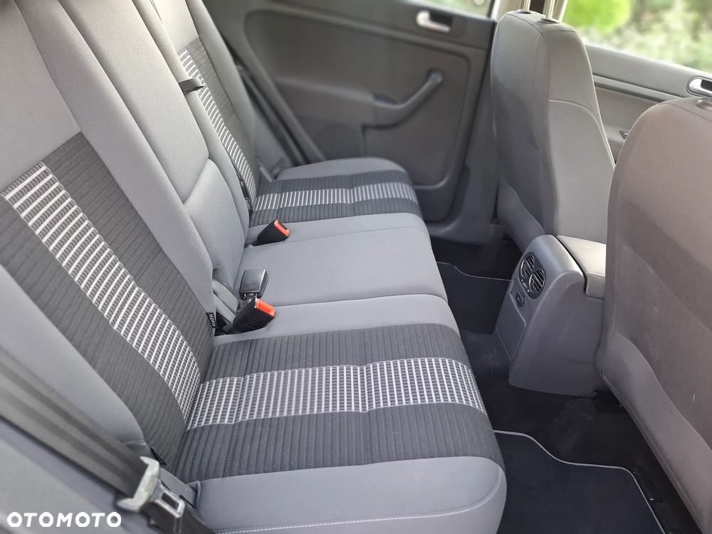 Volkswagen Golf Plus 1.9 TDI DPF Trendline - 24
