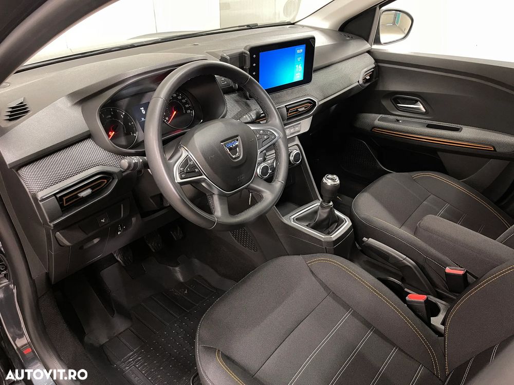 Dacia Sandero Stepway TCe 90 MT6 Comfort - 5