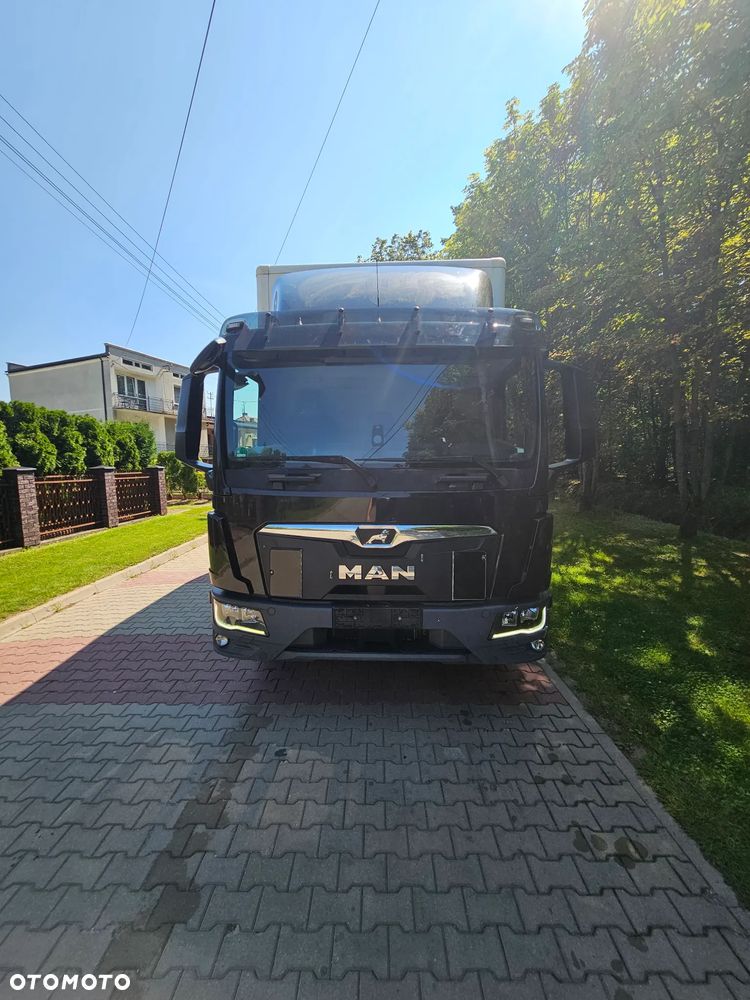 MAN TGL 12 250 z 2021r kontener 20pal winda Euro6 - 2