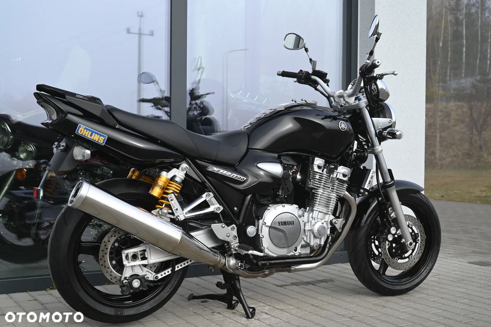 Yamaha XJR - 40