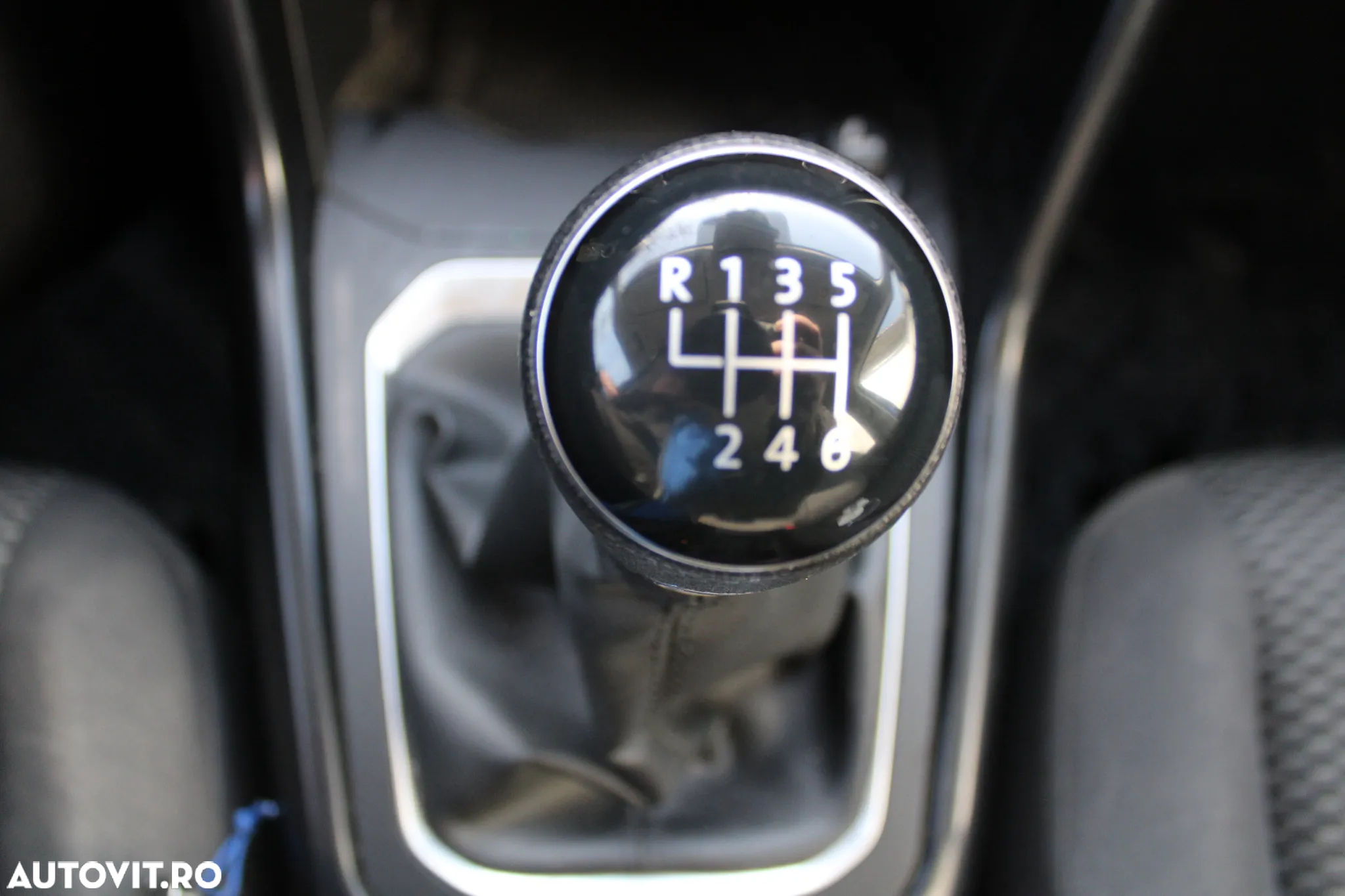 Volkswagen T-ROC 1.0 TSI Base - 14