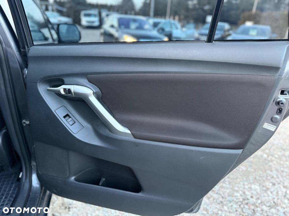 Toyota Verso 2.0 D-4D Premium - 21