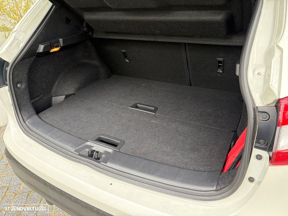 Nissan Qashqai 1.5 dCi 360 - 10