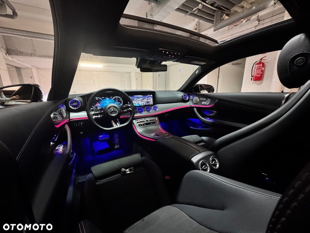 Mercedes-Benz Klasa E 200 Coupe 4-Matic 9G-TRONIC - 15