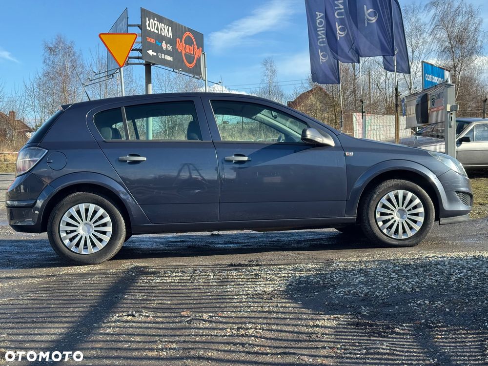 Opel Astra - 11
