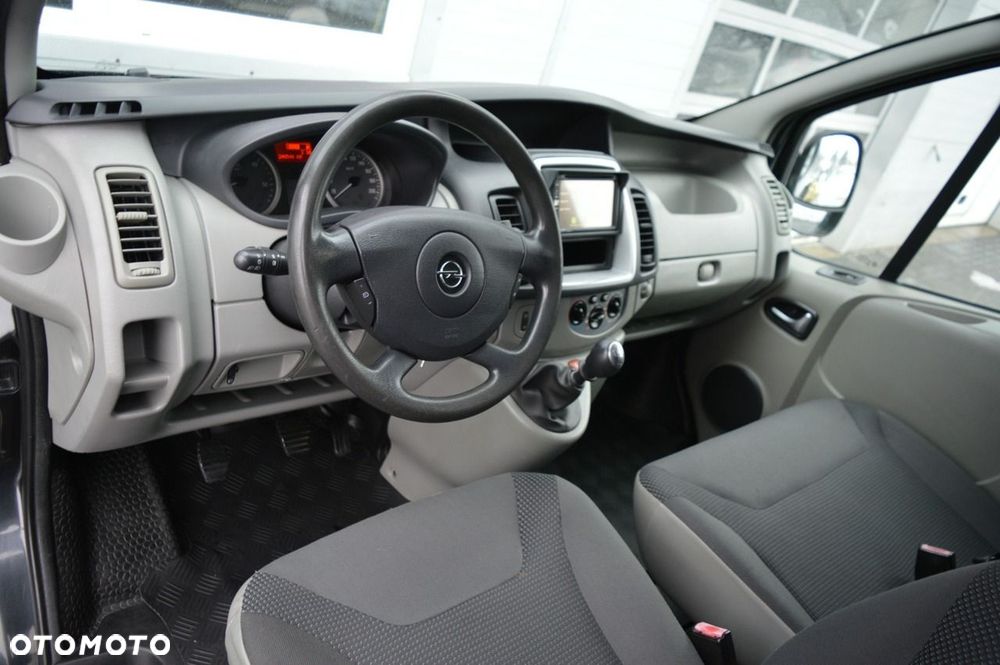 Opel Vivaro - 20