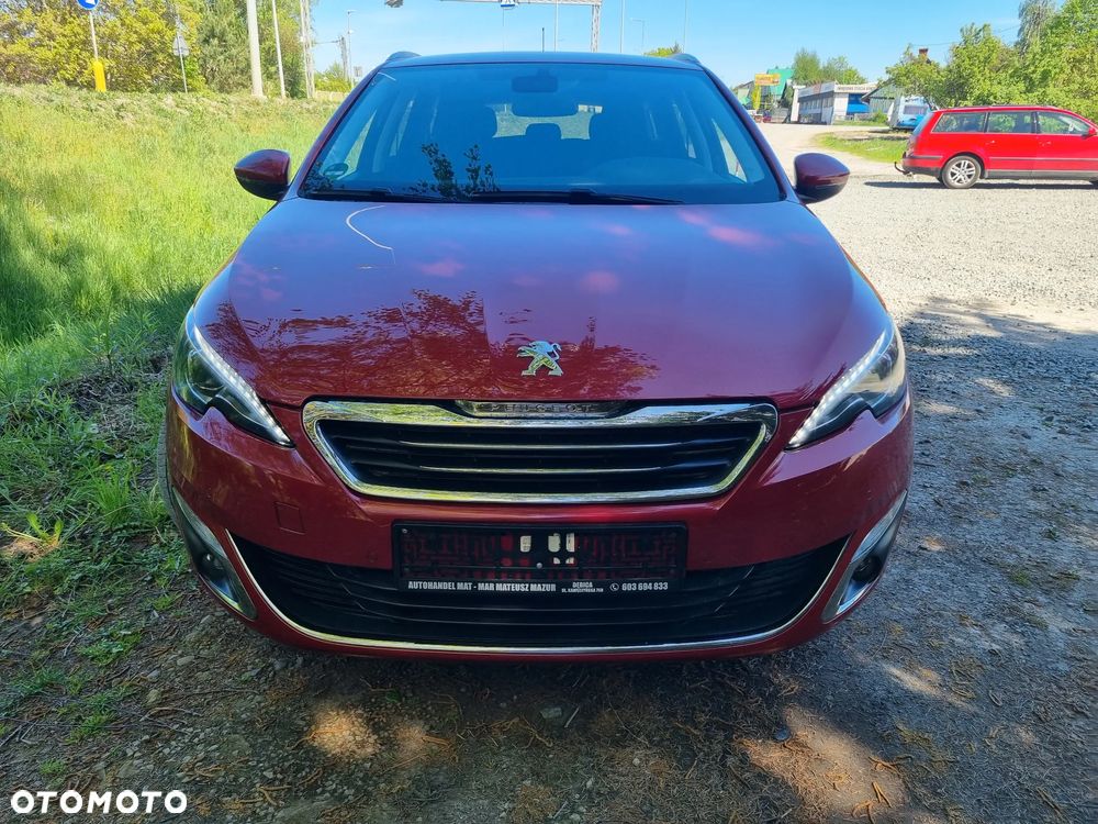 Peugeot 308 SW 1.2 PureTech GPF Allure S&S - 9