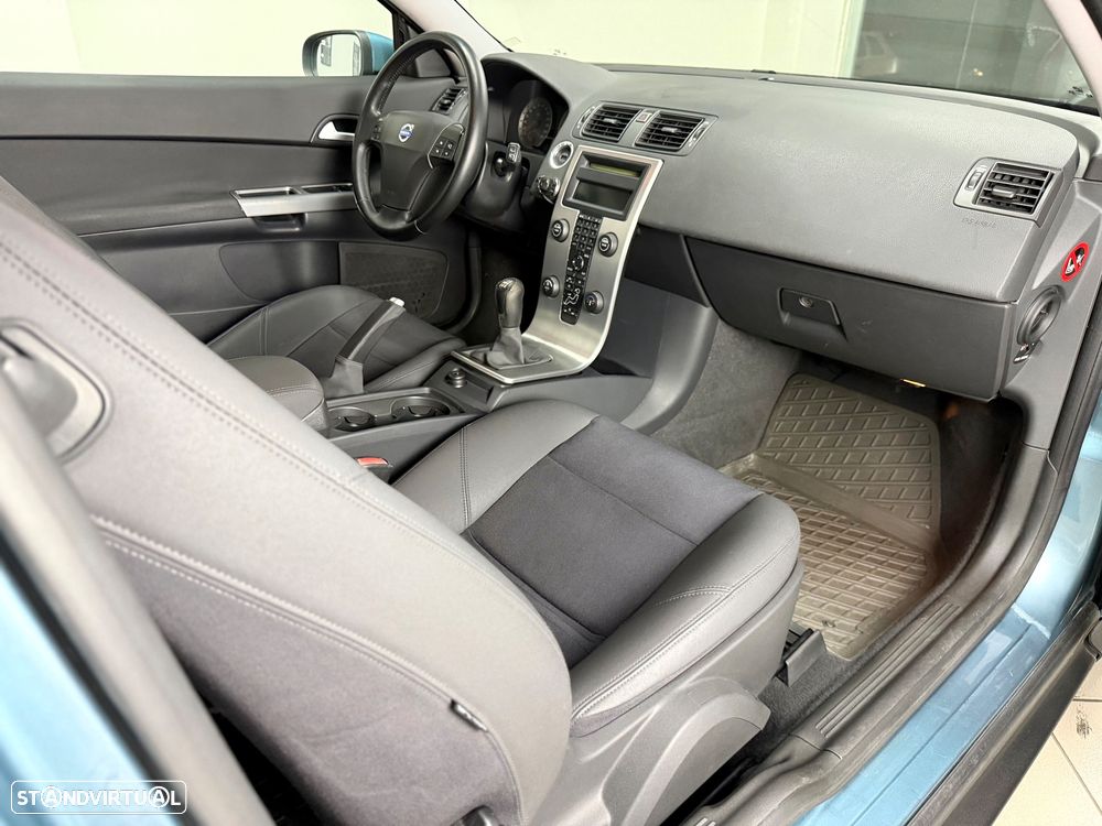 Volvo C30 1.6 D Drive Momentum - 16