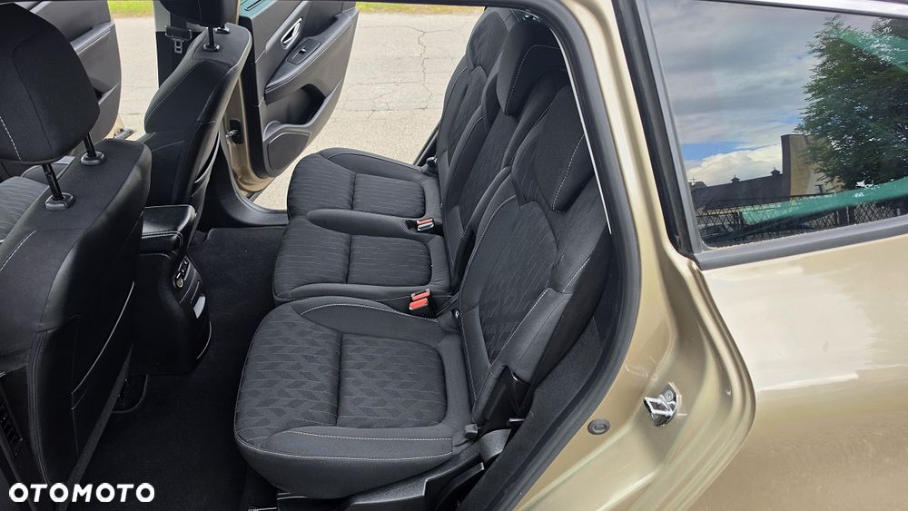 Renault Grand Scenic ENERGY TCe 115 LIMITED - 19