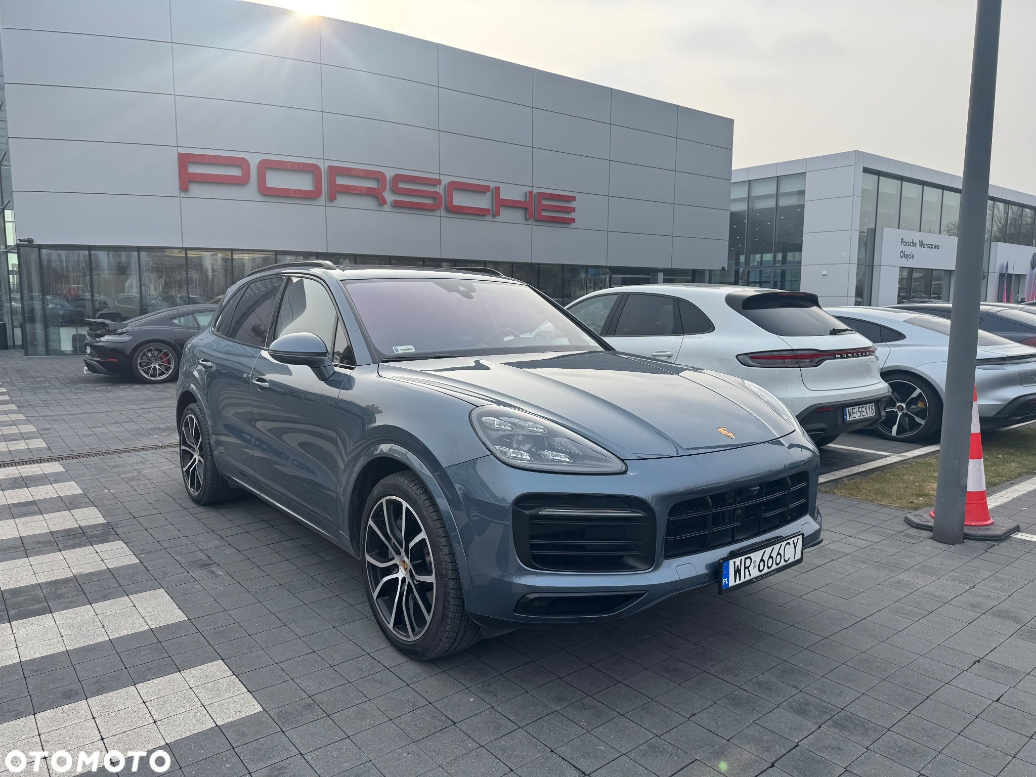 Porsche Cayenne S - 1