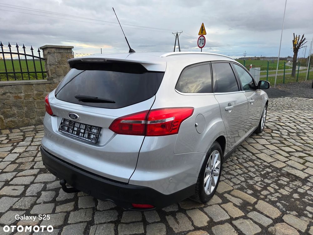 Ford Focus 1.5 EcoBlue Start-Stopp-System TITANIUM - 4