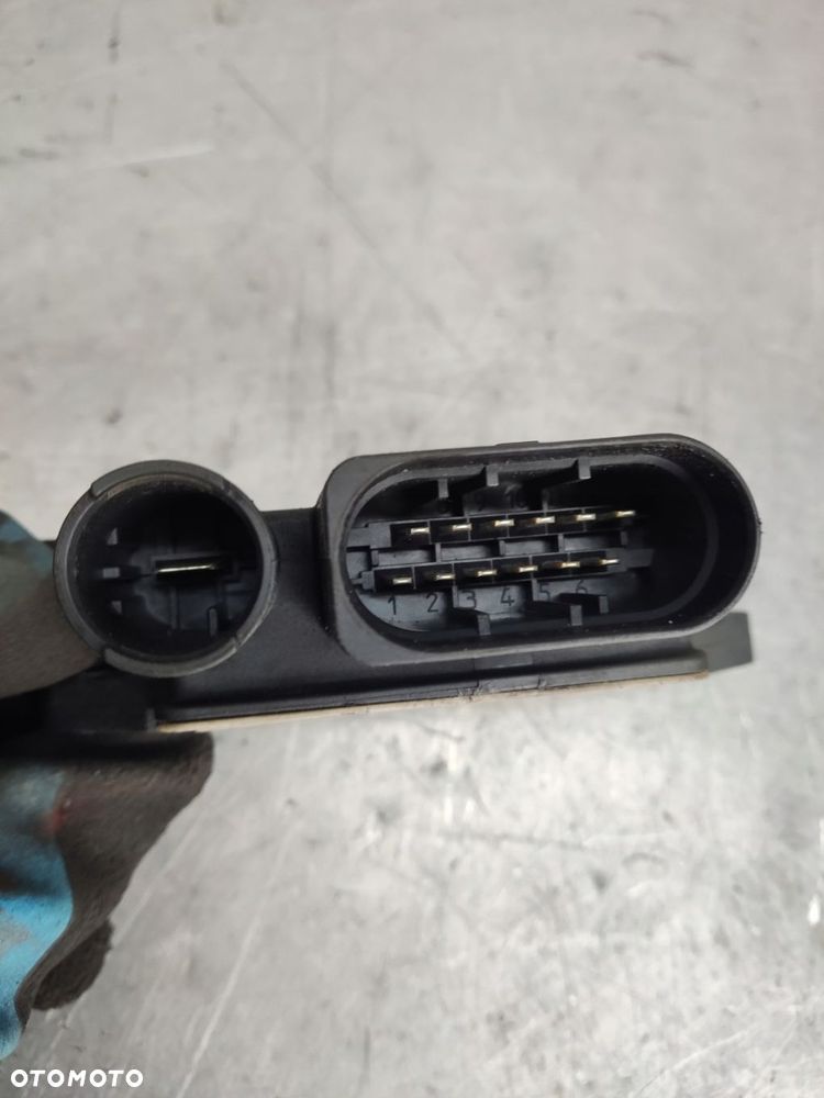 MERCEDES E KLASA W212 3.0 CDI STEROWNIK ŚWIEC ŻAROWYCH E2110021047 - 3