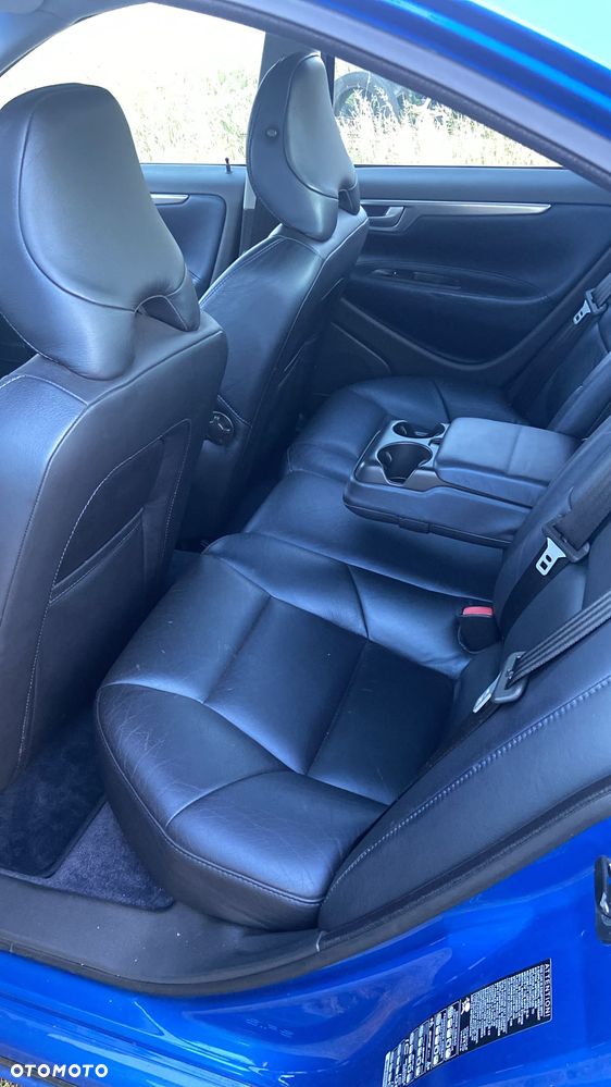 Volvo S60 2.5 R AWD - 6