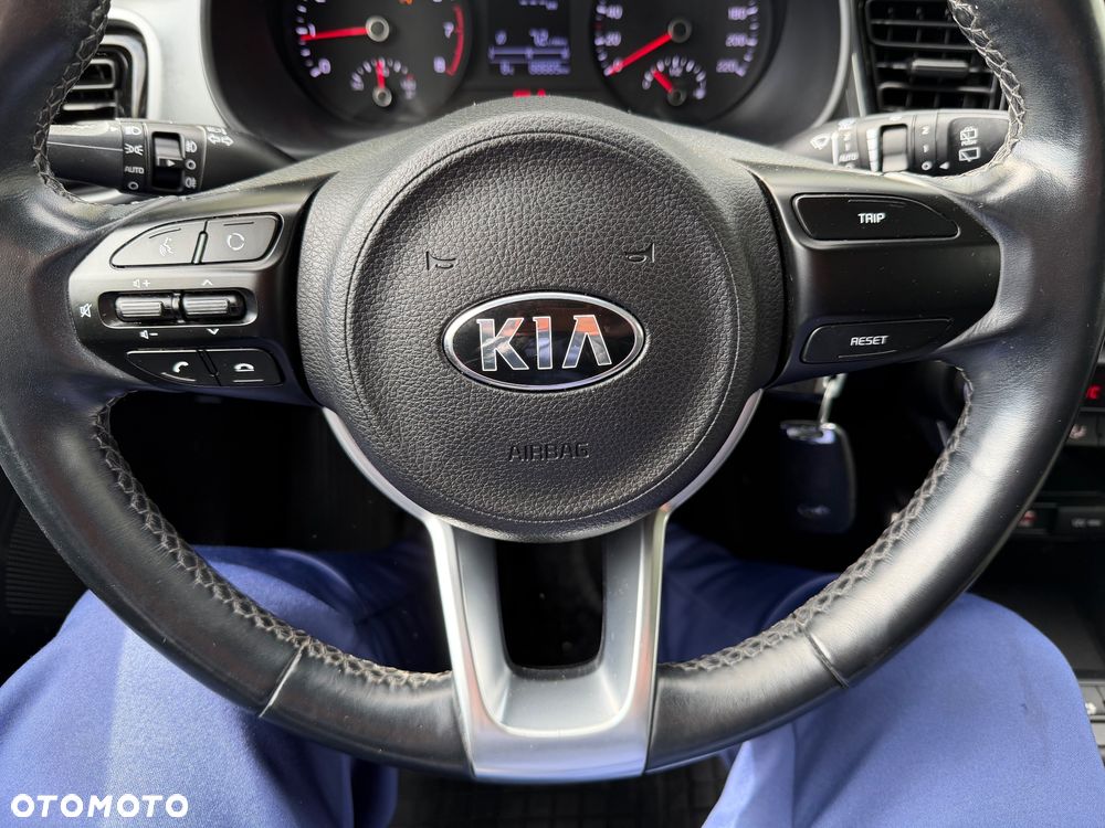 Kia Stonic - 19