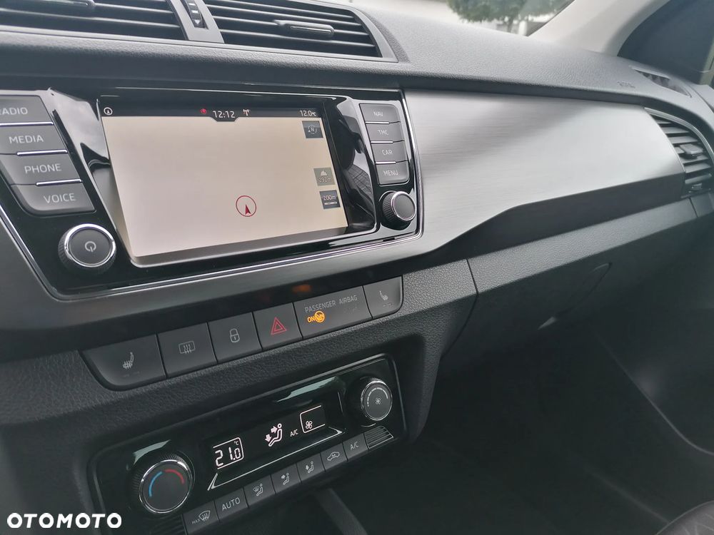 Skoda Fabia 1.0 TSI DSG Clever - 22