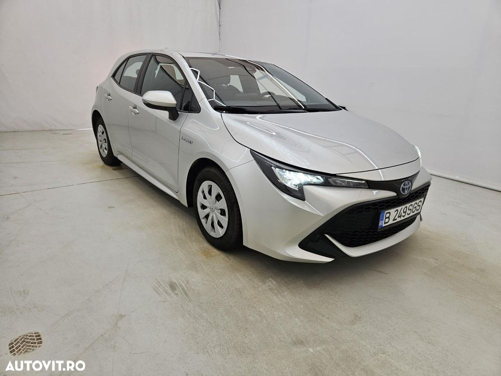 Toyota Corolla 1.8 HSD Business - 17