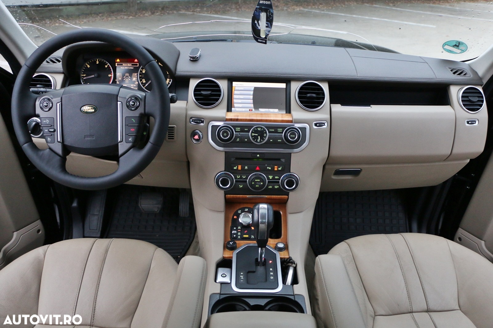 Land Rover Discovery 3.0 TD HSE Aut. - 5