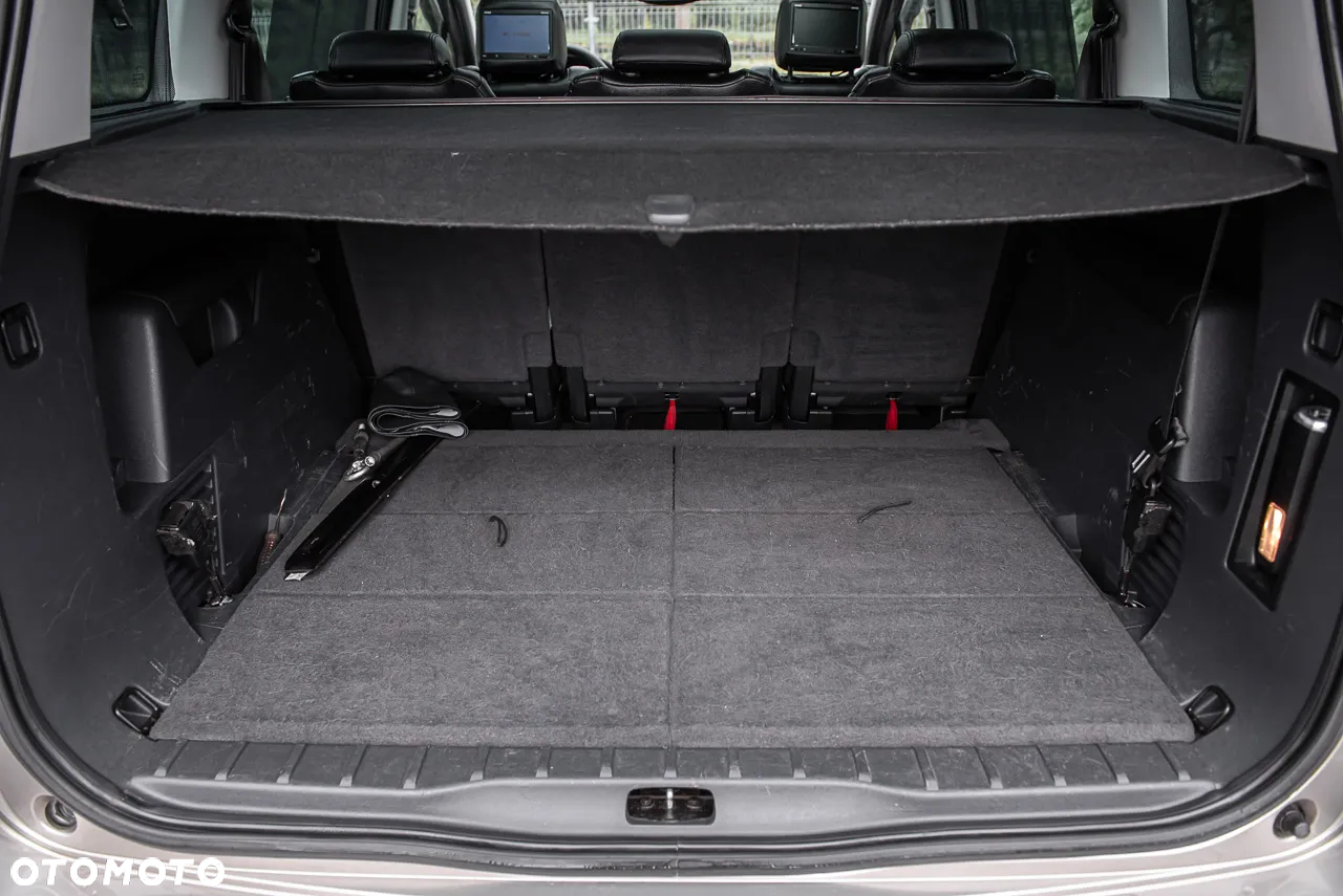 Peugeot 5008 - 29