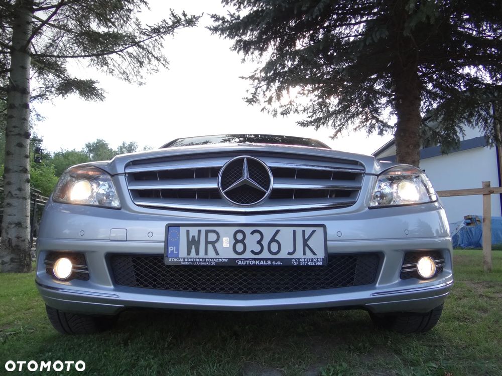 Mercedes-Benz Klasa C 180 BlueEFFICIENCY 7G-TRONIC Avantgarde - 8