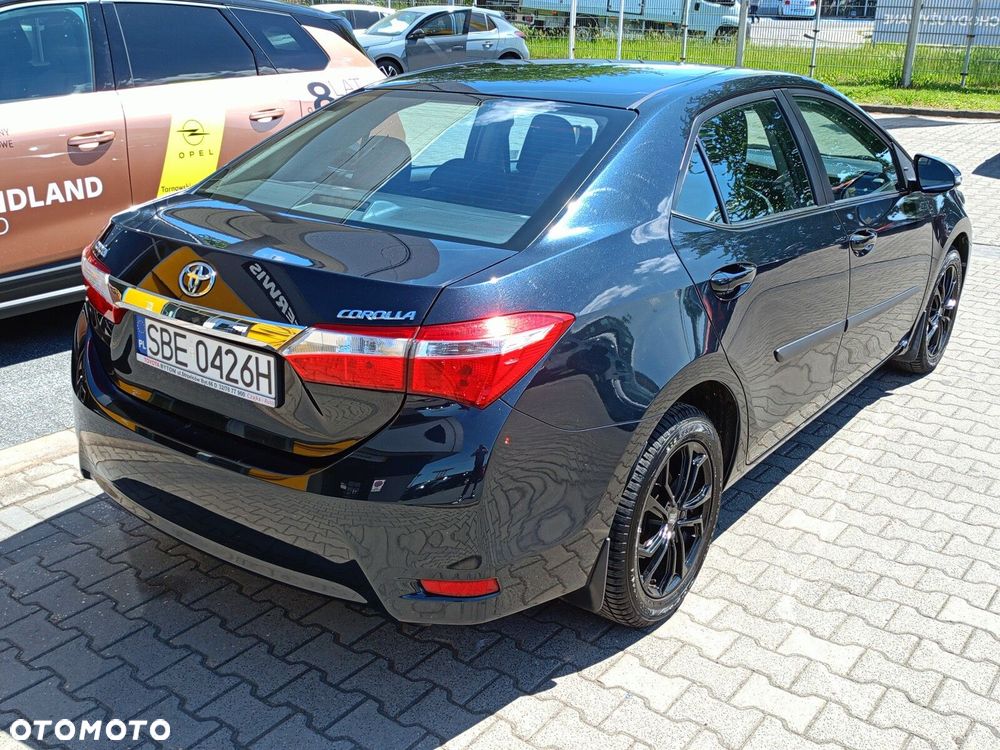Toyota Corolla 1.6 Comfort - 6