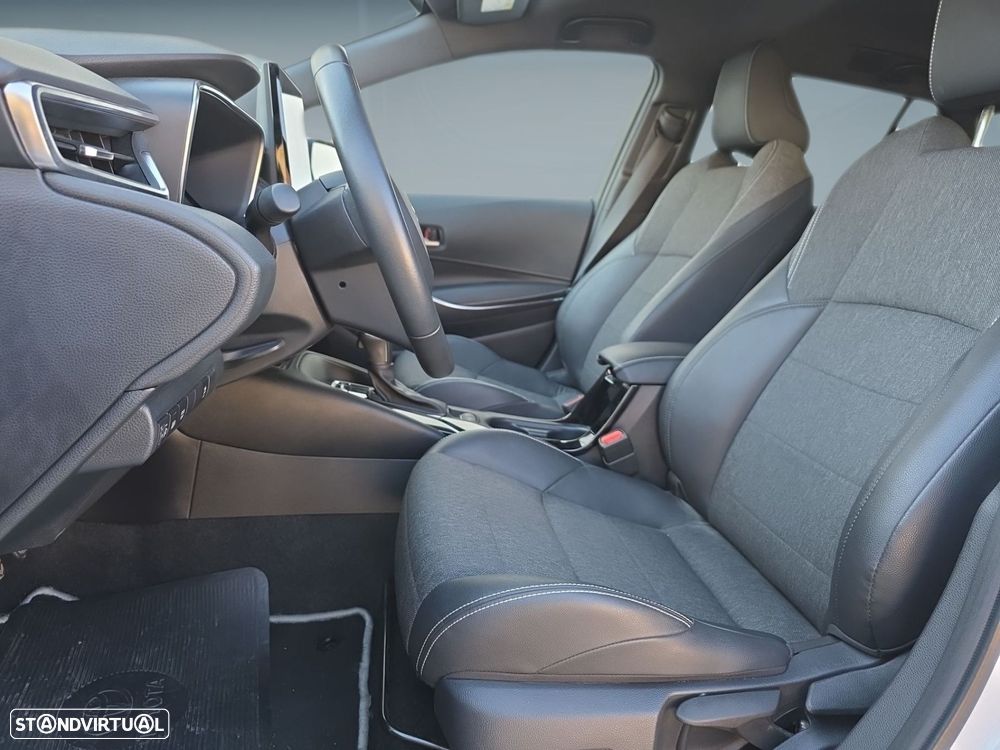Toyota Corolla Touring Sports 1.8 Hybrid Comfort Plus - 13