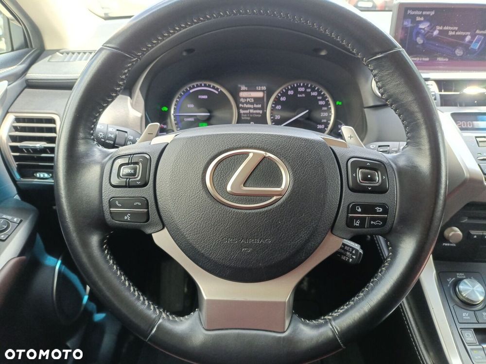 Lexus NX 300h Comfort AWD - 23