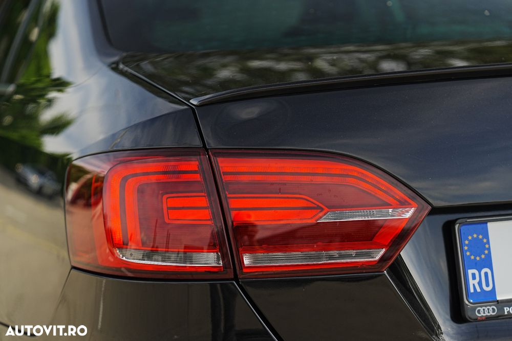 Volkswagen Jetta 1.4 DSG Comfortline - 36