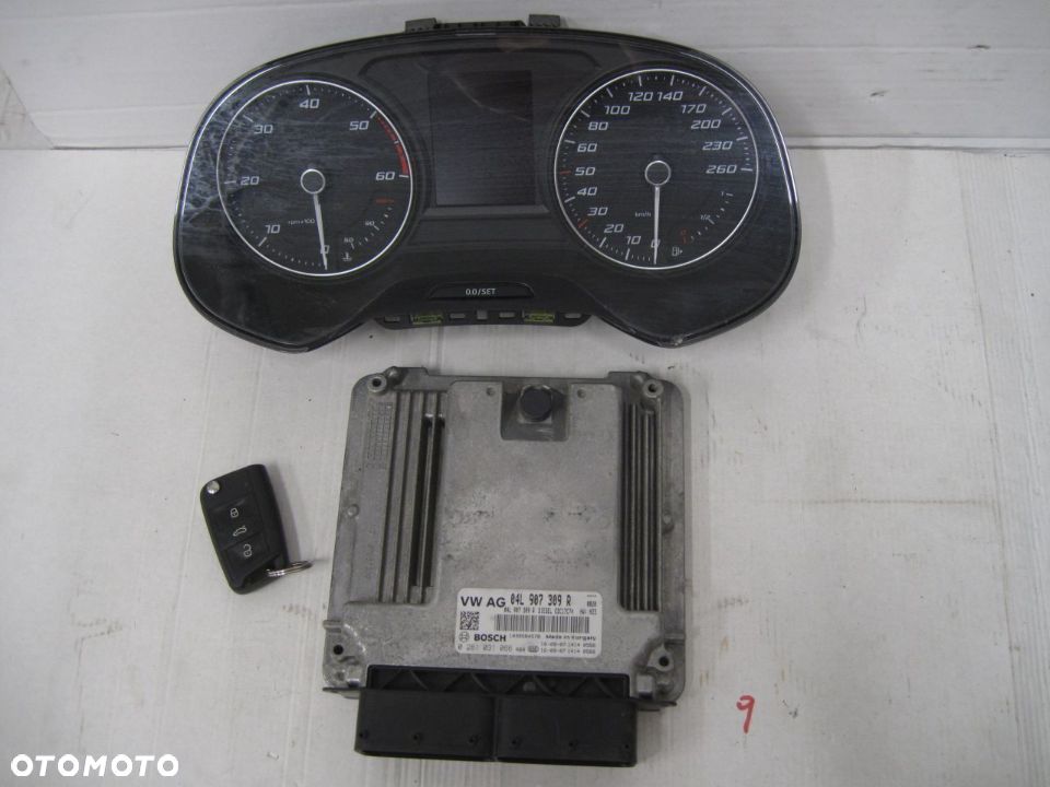 SEAT LEON III 2.0 TDI LICZNIK KOMPUTER 5F0920709D 04L907309R - 1