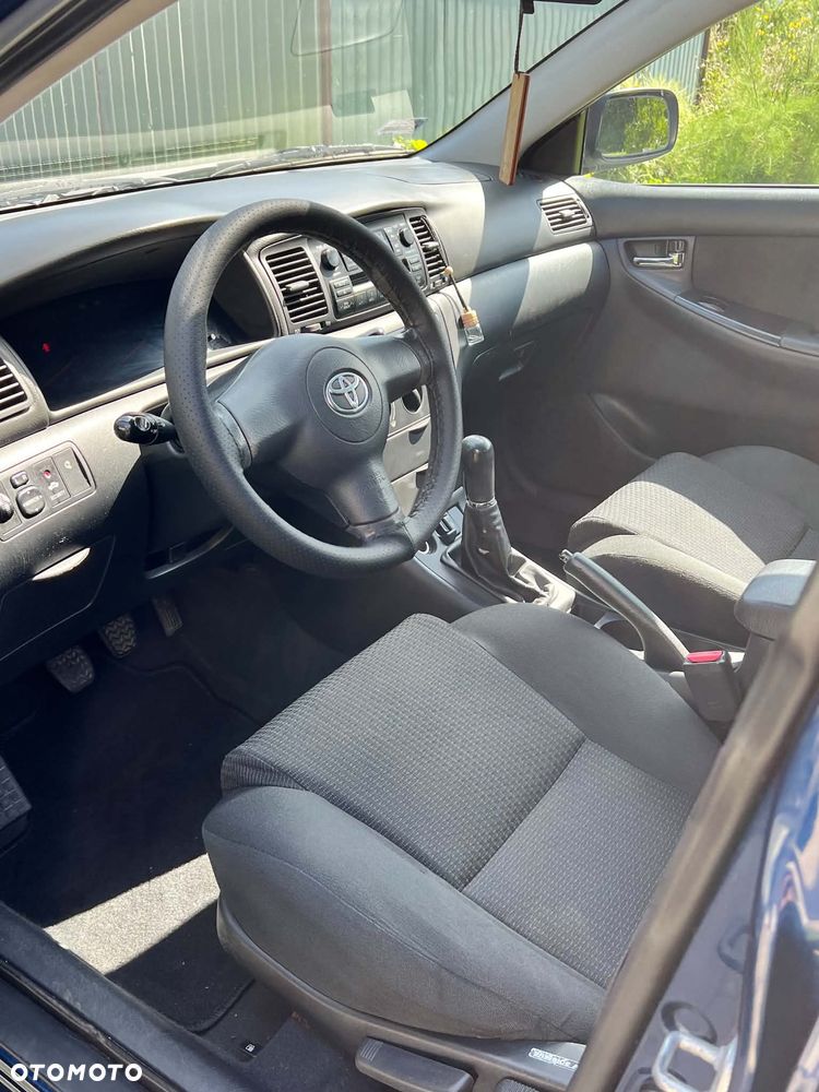 Toyota Corolla 1.4 D-4D Terra Polaris - 17