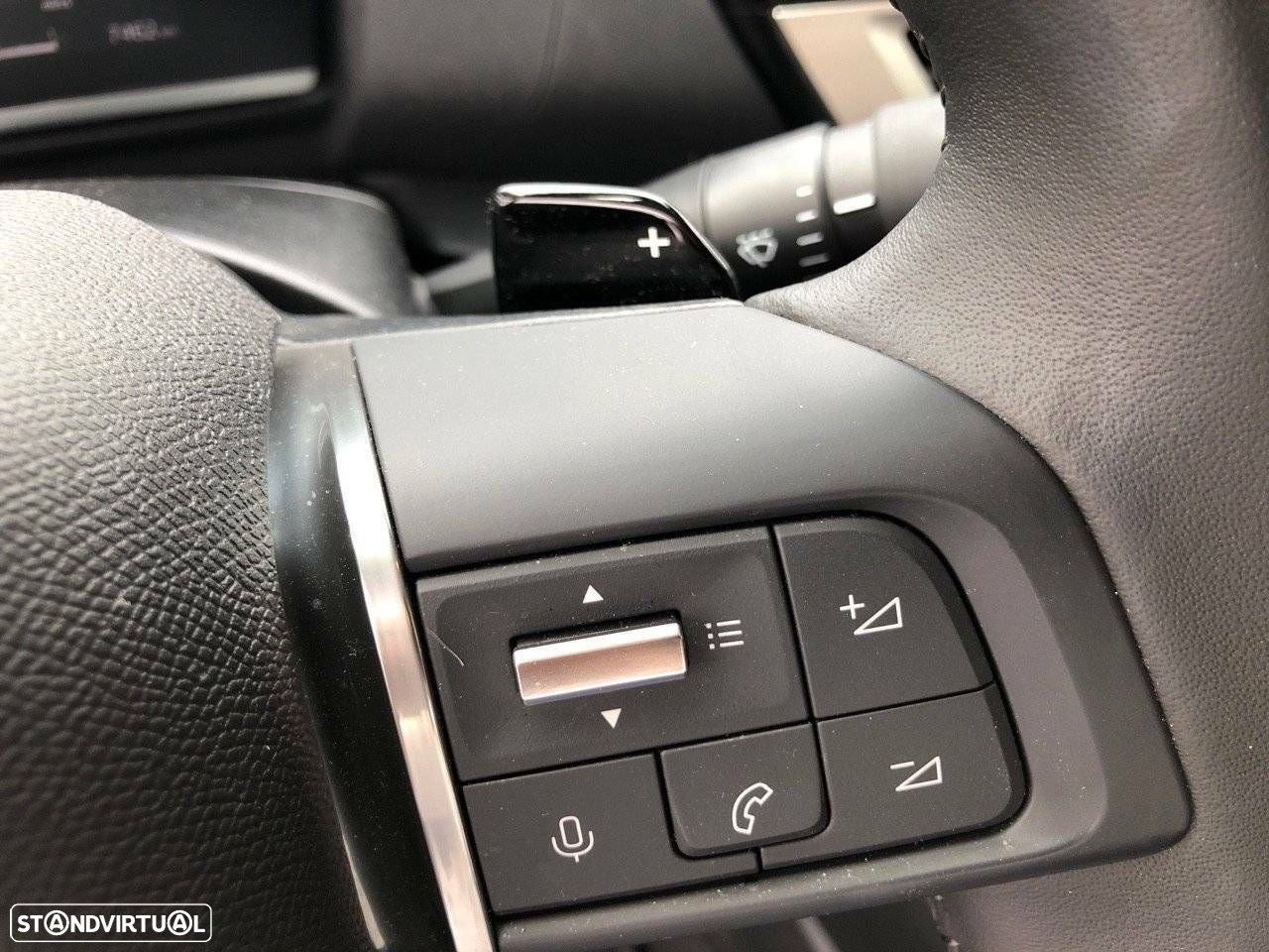 Citroën C4 X 1.2 PureTech Plus EAT8 - 14